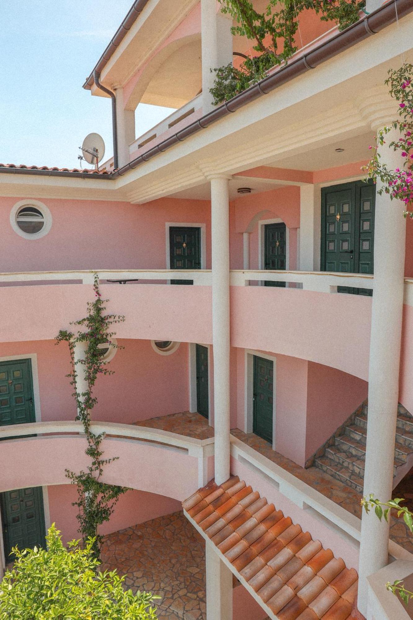 Casa Selimi Hotel Ulcinj Exterior photo